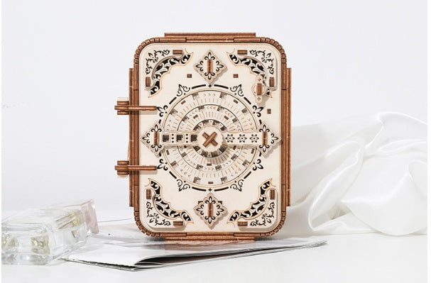 3D Wooden Puzzle Treasure Box